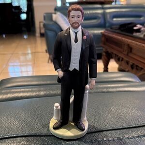 This is a vintage Home Interiors Jon Robert groom figurine.
